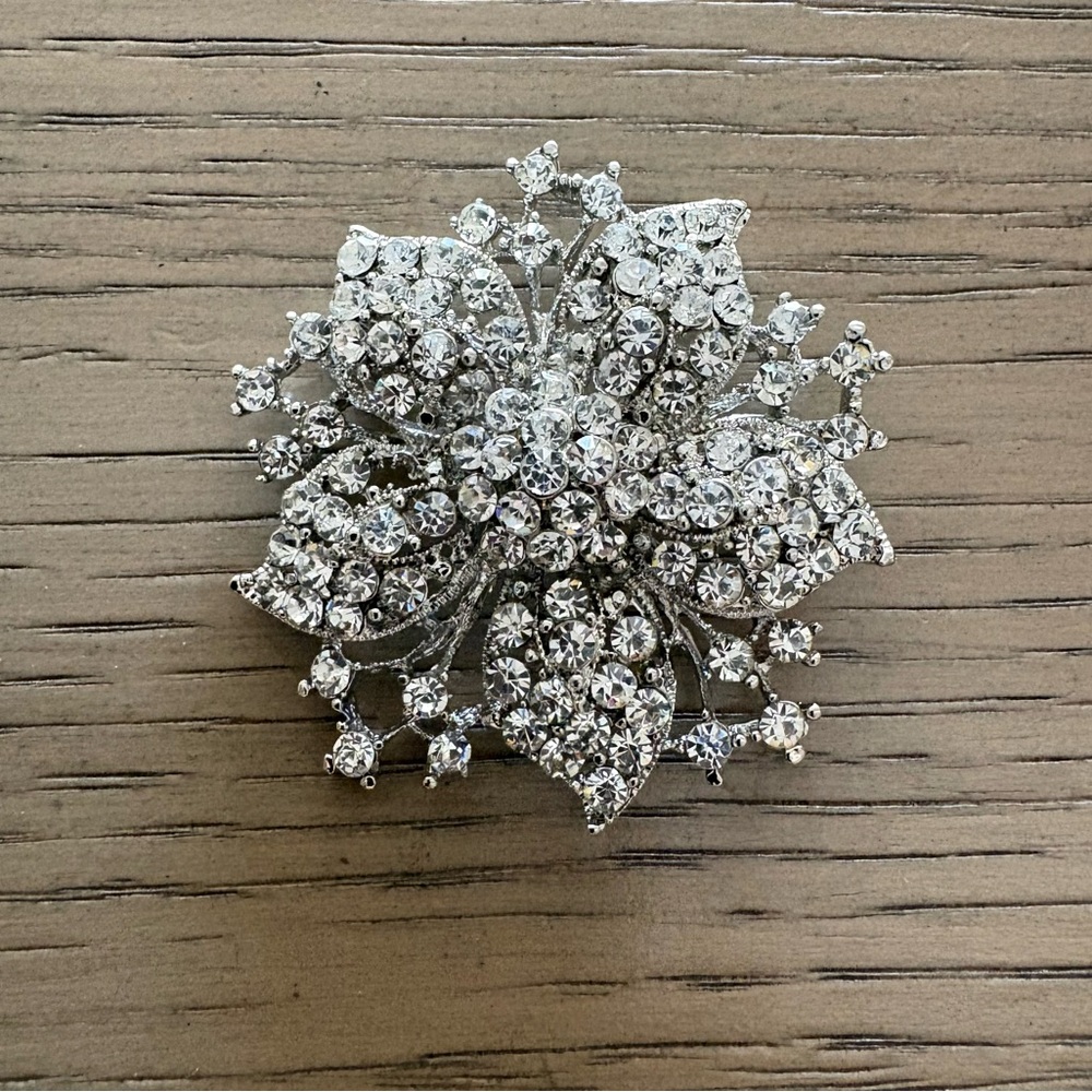 Elegant Floral Crystal Brooch
